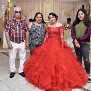 Meet your Posher, Gloria